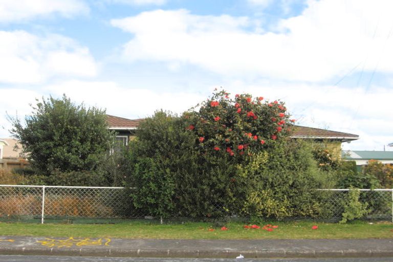 Photo of property in 27 Rollerson Street, Papakura, 2110