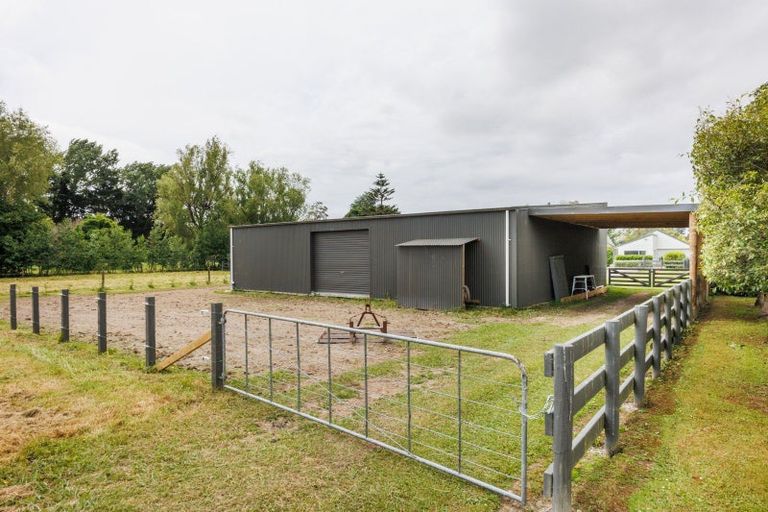 Photo of property in 33 Cloverlea Road, Westbrook, Palmerston North, 4475