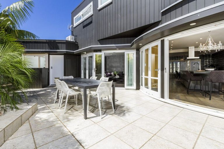 Photo of property in 6 Eric Price Avenue, Takapuna, Auckland, 0620