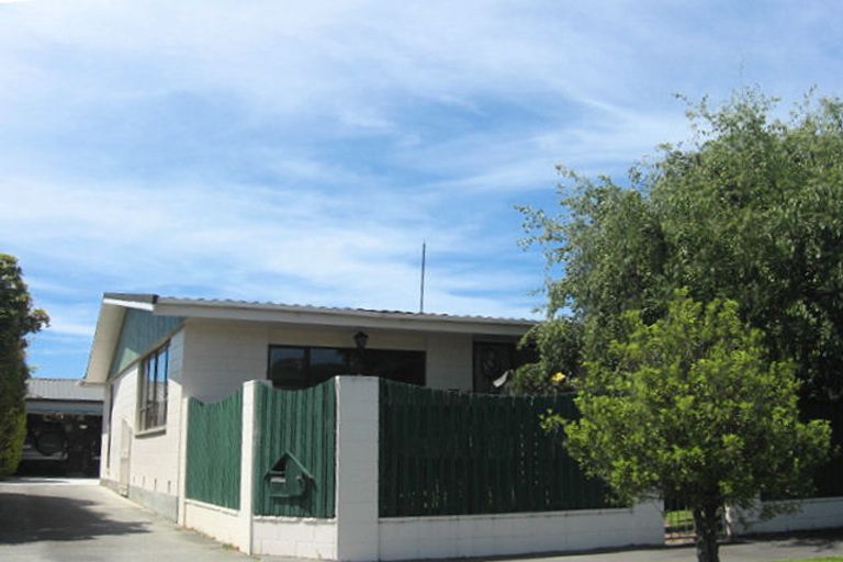 Photo of property in 9 De Ville Place, Burwood, Christchurch, 8061