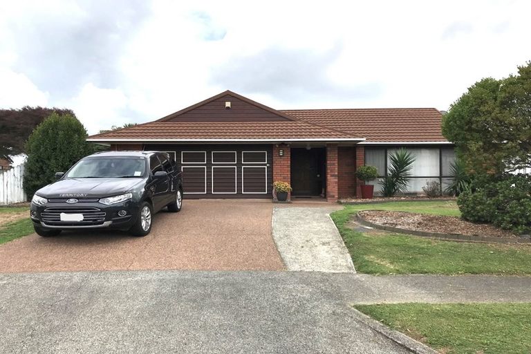 Photo of property in 27 Summermist Drive, Northpark, Auckland, 2013