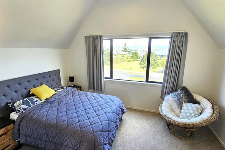 Photo of property in 135 Harbour Drive, Matarangi, Whitianga, 3592