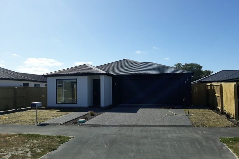 Photo of property in 10 Perendale Street, Belfast, Christchurch, 8051