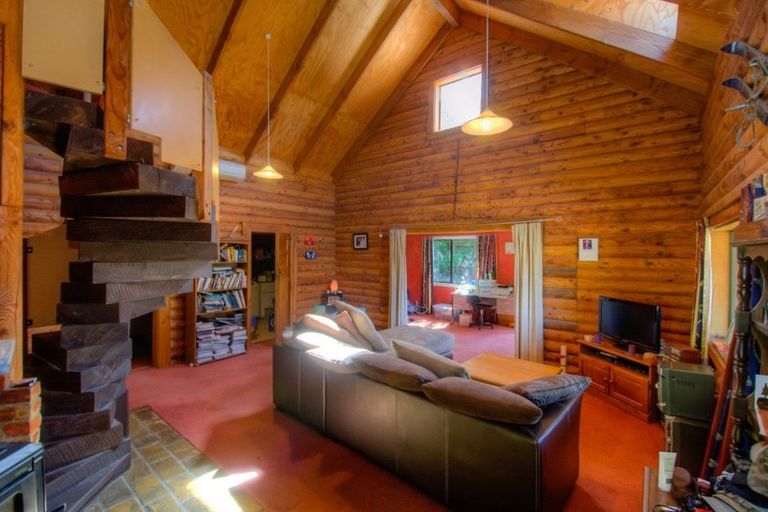 Photo of property in 16 Wye Place, Fernhill, Queenstown, 9300