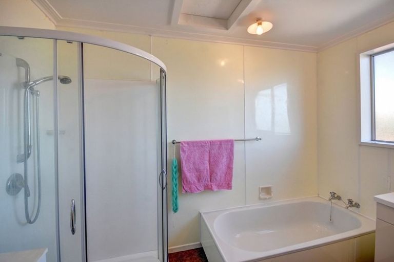 Photo of property in 129 Tomahawk Road, Andersons Bay, Dunedin, 9013