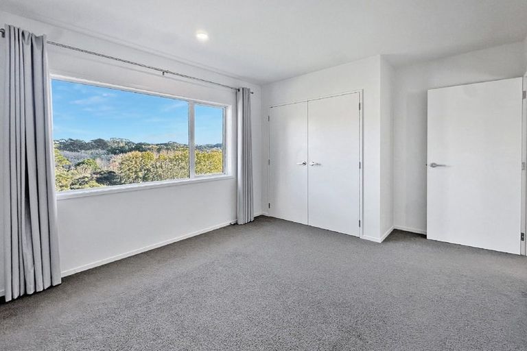 Photo of property in 206b Tawa Road, Kumeu, 0891