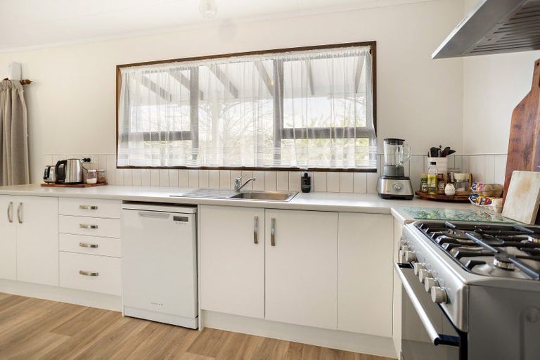 Photo of property in 12 Dundas Street, Whitianga, 3510