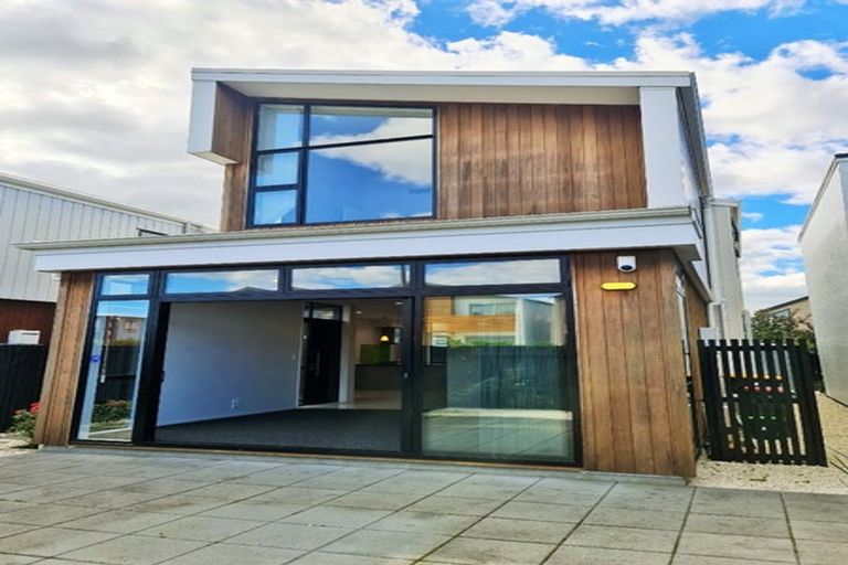 Photo of property in 5 Courage Road, Papakura, 2110