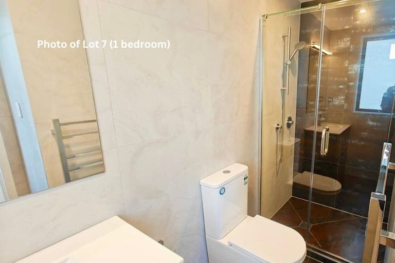 Photo of property in 8/18 Sylvan Crescent, Te Atatu South, Auckland, 0610