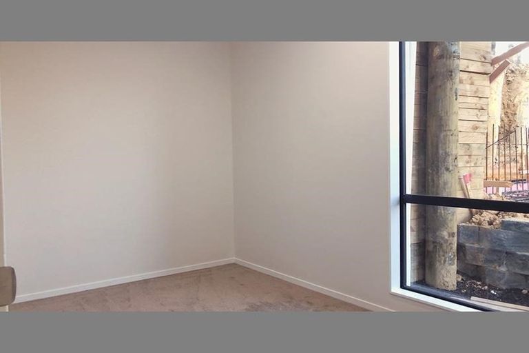 Photo of property in 35 Waka Street, Albany Heights, Auckland, 0632