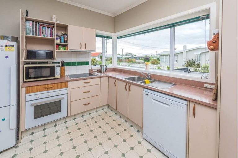 Photo of property in 35 Surrey Road, Springvale, Whanganui, 4501