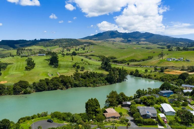 Photo of property in 25 Smith Street, Raglan, 3225