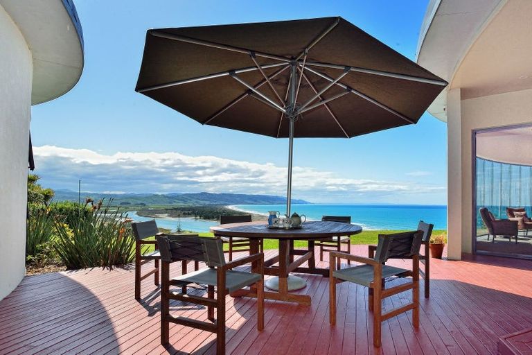 Photo of property in 225 Mahia East Coast Road, Mahia, 4198
