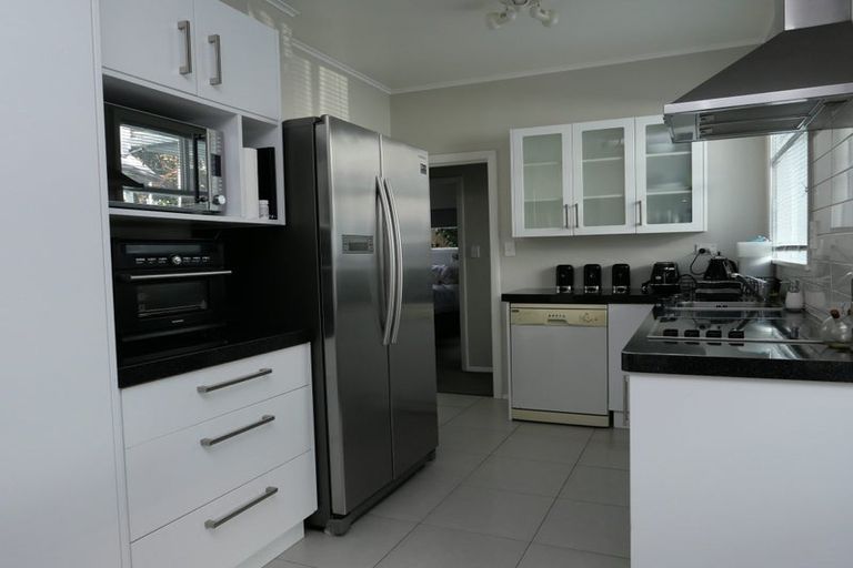 Photo of property in 58 Wharemauku Road, Raumati Beach, Paraparaumu, 5032