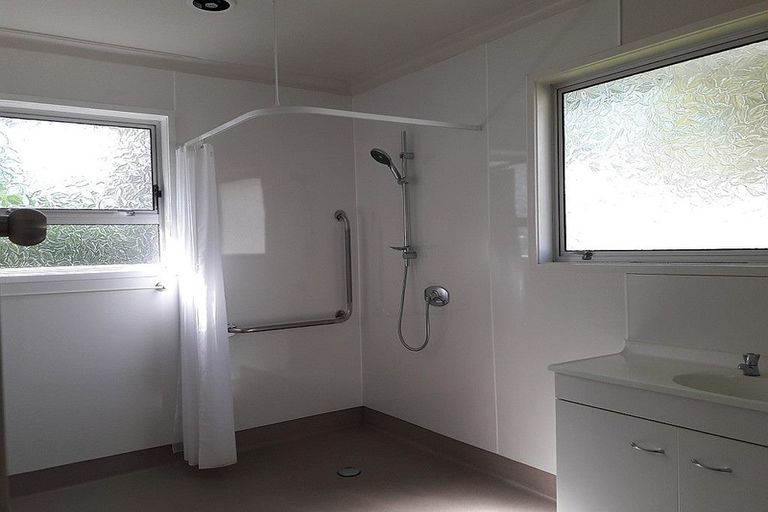 Photo of property in 424c Devonport Road, Tauranga South, Tauranga, 3112