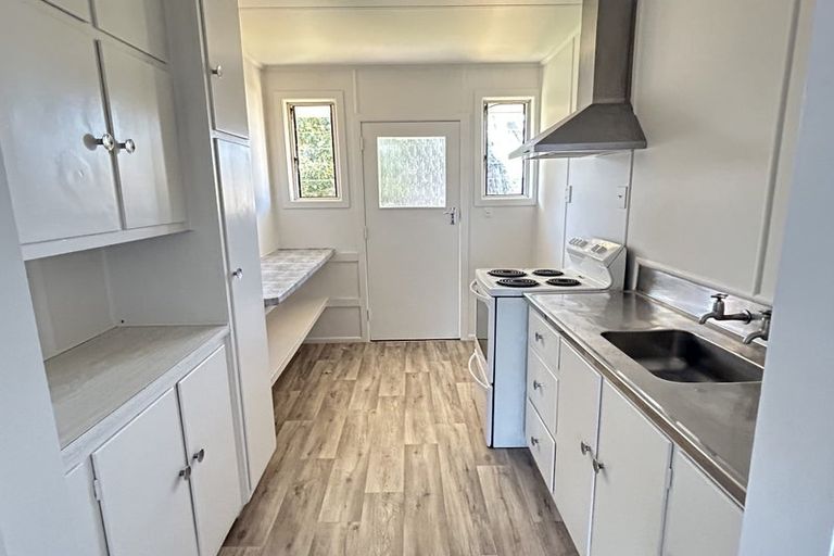 Photo of property in 813 Lyell Street, Akina, Hastings, 4122