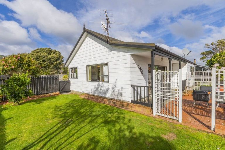 Photo of property in 23 Kanawa Street, Waikanae, 5036