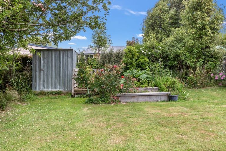 Photo of property in 38 Farm Street, Lumsden, 9730