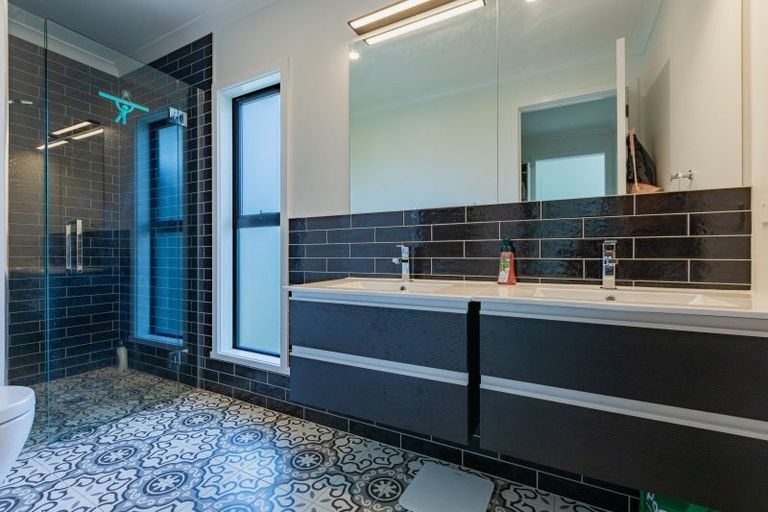 Photo of property in 5e Johnson Street, Waipawa, 4210