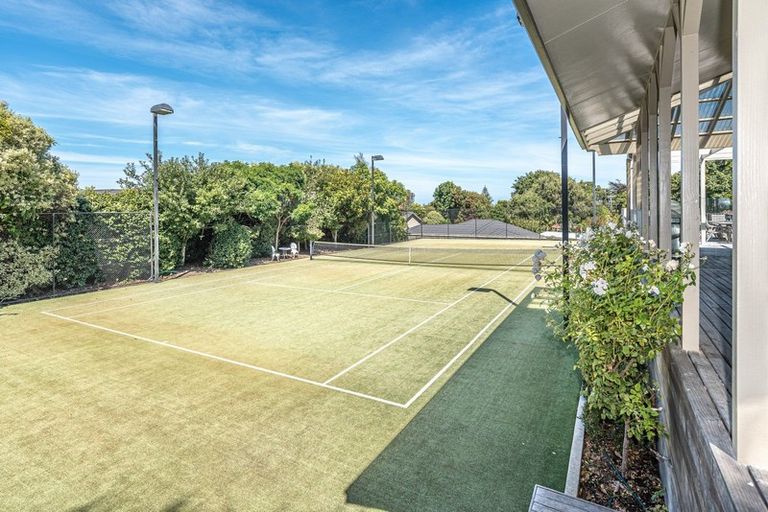 Photo of property in 2 Eaton Crescent, Otamatea, Whanganui, 4500