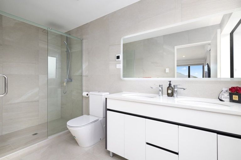 Photo of property in 54 Eighth View Avenue, Beachlands, Auckland, 2018