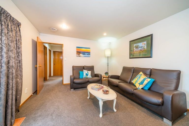 Photo of property in 21 Craven Street, Sockburn, Christchurch, 8042