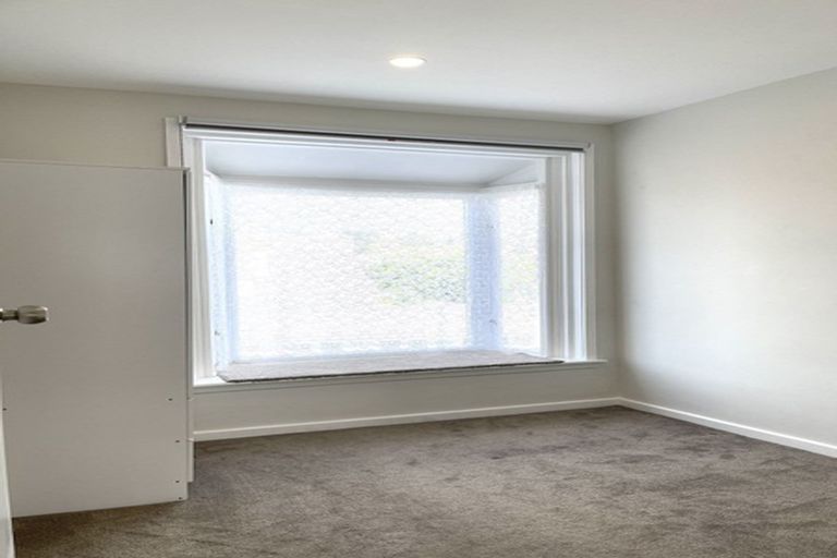 Photo of property in 1/14 Charisma Place, Randwick Park, Auckland, 2105