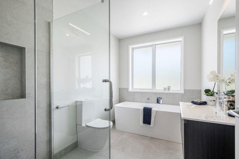 Photo of property in 95 Glenvar Ridge Road, Long Bay, Auckland, 0630