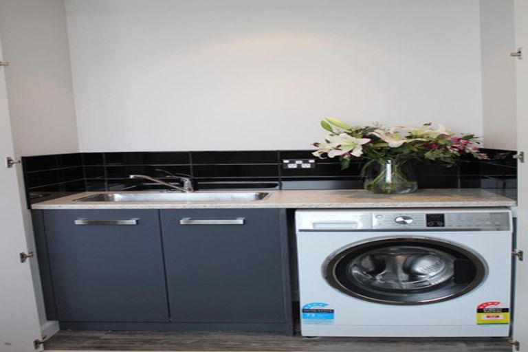 Photo of property in 16 Elizabeth Street, Gore, 9710