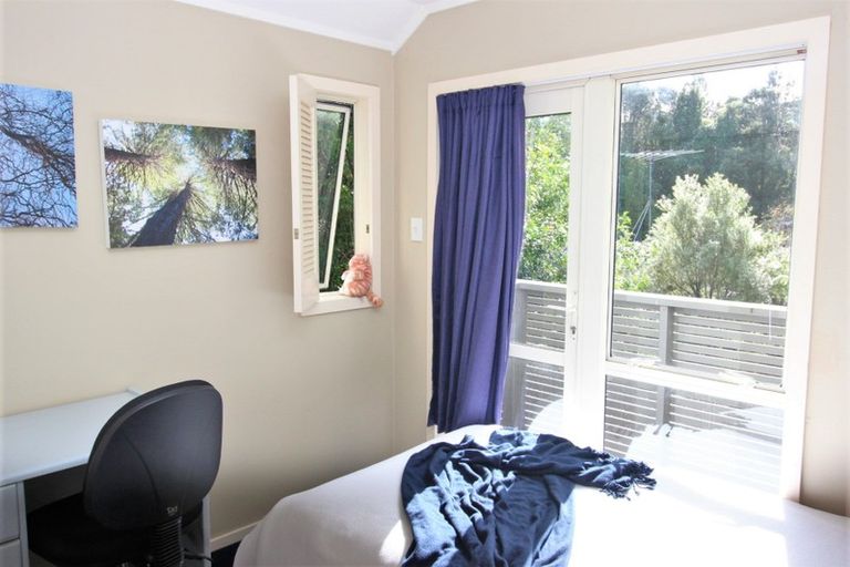 Photo of property in 1/86 Oaktree Avenue, Browns Bay, Auckland, 0630