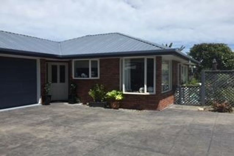 Photo of property in 44a Moreland Avenue, Papanui, Christchurch, 8053