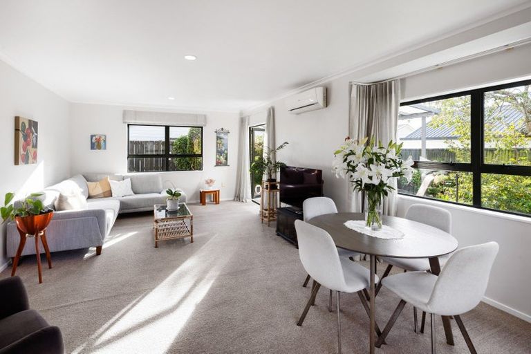 Photo of property in 28a Weld Street, Cambridge, 3434