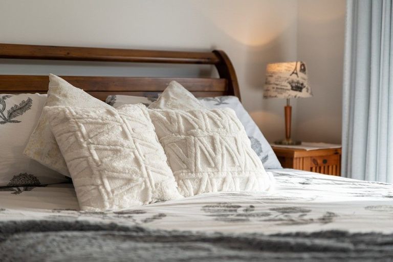 Photo of property in 56 Awataha Crescent, Pyes Pa, Tauranga, 3110