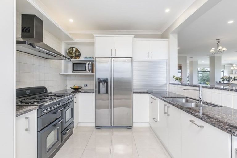 Photo of property in 52 Nautilus Drive, Gulf Harbour, Whangaparaoa, 0930