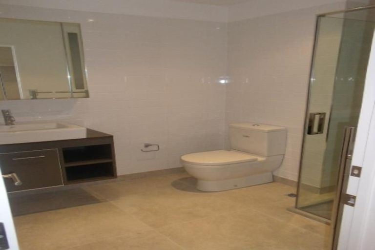 Photo of property in 204/7 Humber Street, Pandora, Napier, 4110