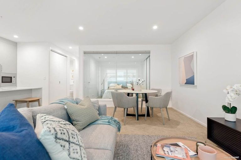 Photo of property in 104/6 Waikumete Road, Glen Eden, Auckland, 0602