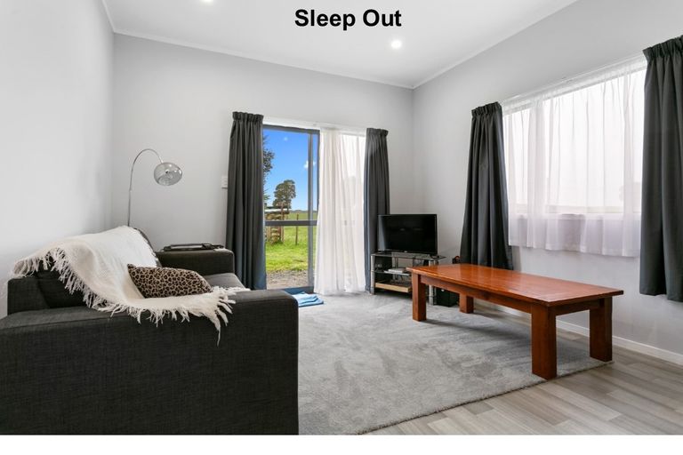 Photo of property in 135 Harper Road, Richmond Downs, Walton, 3475