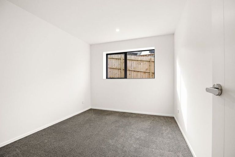 Photo of property in 2 Mara Waina Place, Swanson, Auckland, 0614
