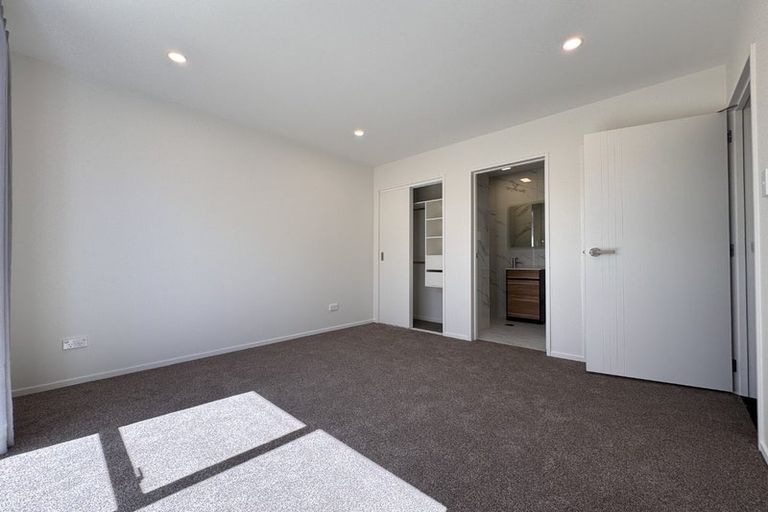 Photo of property in 1/387 Mount Albert Road, Mount Roskill, Auckland, 1041