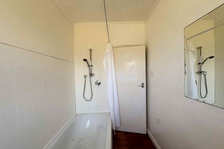 Photo of property in 78 Cornfoot Street, Castlecliff, Whanganui, 4501