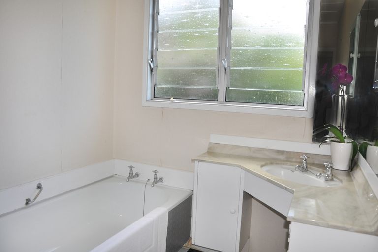 Photo of property in 398 Leigh Road, Whangateau, Warkworth, 0985