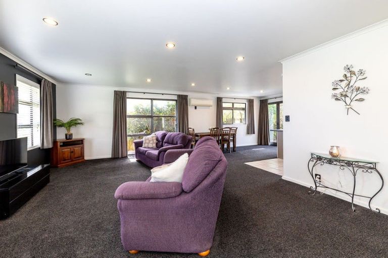 Photo of property in 103 Peel Street, Westport, 7825