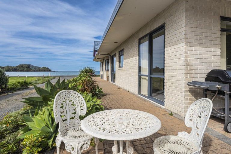 Photo of property in 191 Oakura Road, Oakura, Hikurangi, 0184