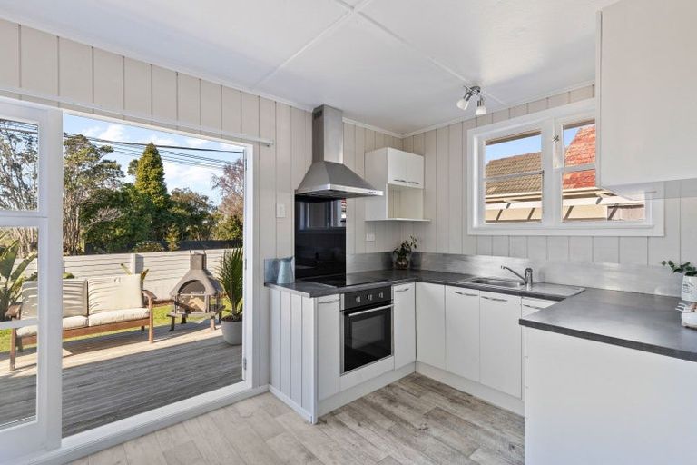 Photo of property in 452 Carrington Street, Upper Vogeltown, New Plymouth, 4310