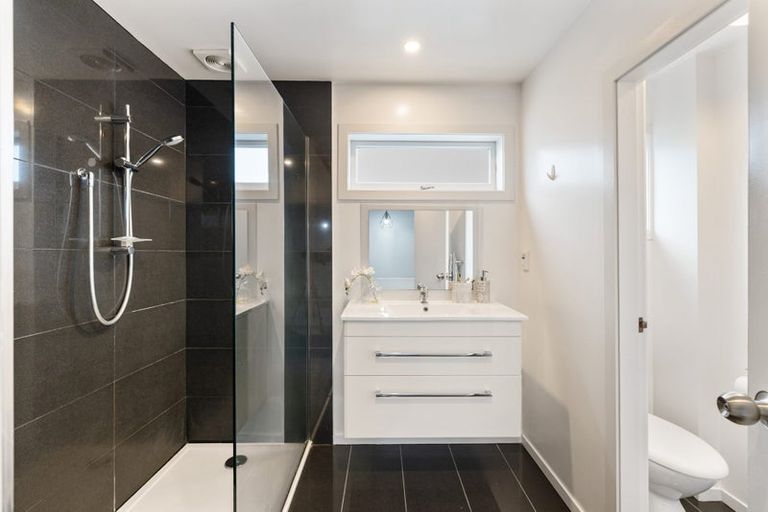 Photo of property in 4/78a Holly Road, St Albans, Christchurch, 8014