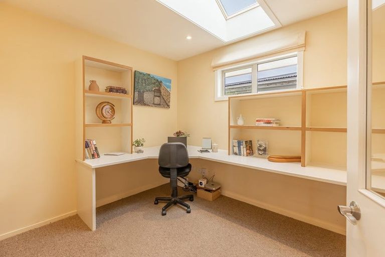 Photo of property in 324a Halswell Road, Halswell, Christchurch, 8025