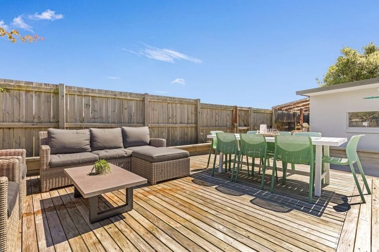 Photo of property in 44 Lynmore Avenue, Lynmore, Rotorua, 3010