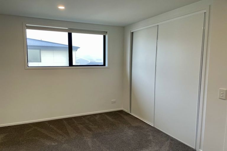 Photo of property in 8/22 Yeovil Road, Te Atatu Peninsula, Auckland, 0610