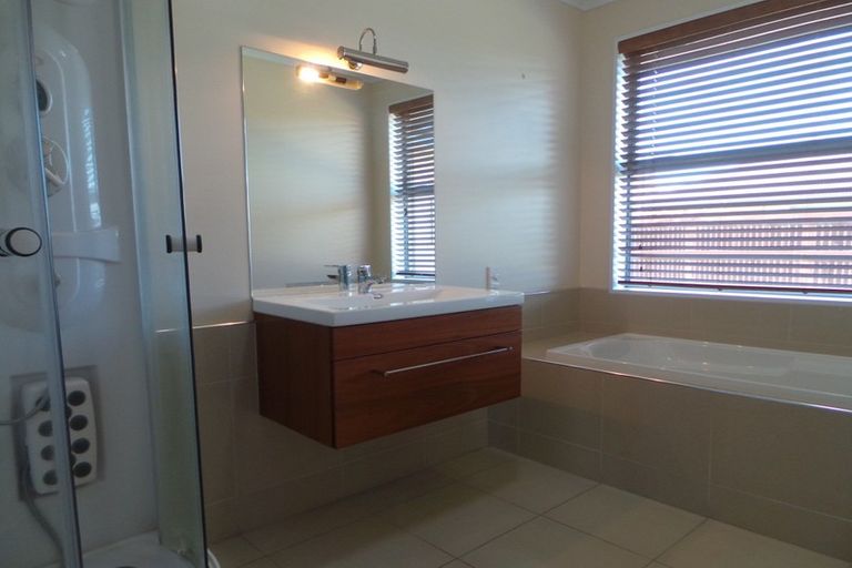 Photo of property in 4 Ryton Way, Wigram, Christchurch, 8025