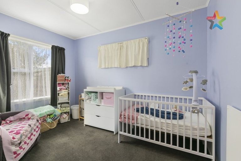 Photo of property in 32 Karaka Street, Wainuiomata, Lower Hutt, 5014